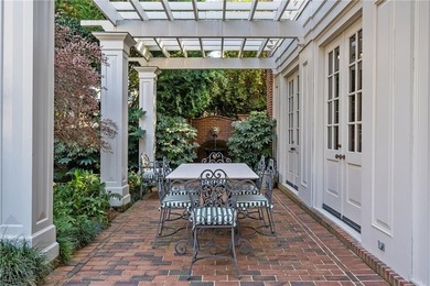 Located on Lullwater Road, the premier tree-lined street in - photo 21