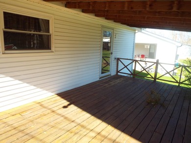 This charming ranch sits on level lot with upgraded appliances - photo 22