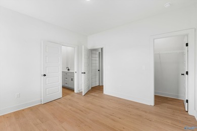 Move-in ready, beautiful new construction home located in The - photo 22