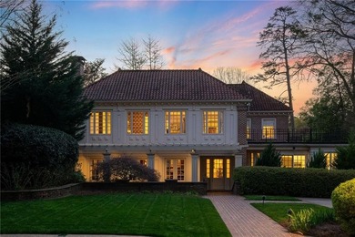 Located on Lullwater Road, the premier tree-lined street in - photo 24