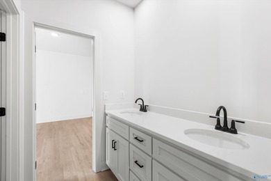 Move-in ready, beautiful new construction home located in The - photo 24