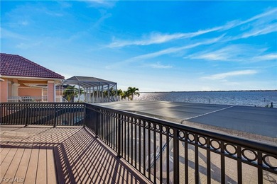 Set along the Caloosahatchee River in Riverside Estates, this - photo 41