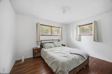 This charming 3-bedroom, 1-bath home is ideally located just - photo 10