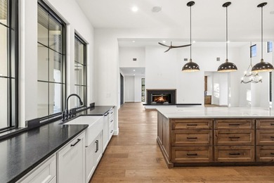 240 La Serena Loop has been meticulously designed, every detail - photo 14