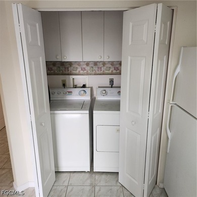 Very Large Condo w/Great Floor Plan - Largest Unit In Complex * - photo 17