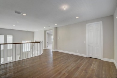 Beautiful Annabelle Model with Pool & Spa on a Spectacular - photo 20