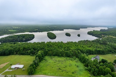 Exceptional Find! Are you looking for a water front and acreage - photo 1