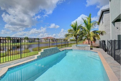 Beautiful Annabelle Model with Pool & Spa on a Spectacular - photo 41