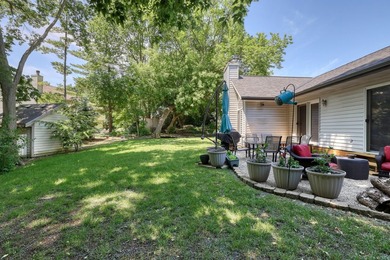 Move right into this updated 4 bedroom 3 full bath ranch with - photo 8