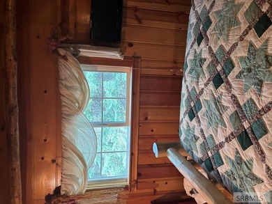 Tucked away deep in the Forest Service Lease ground, this - photo 12