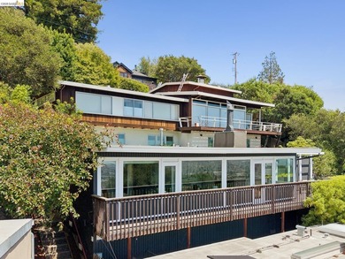 Prepare to be captivated by this rare, freestanding mid-century - photo 35