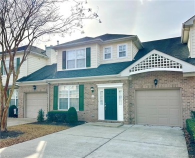 Lake Townhome/Townhouse For Sale in Chesapeake, Virginia