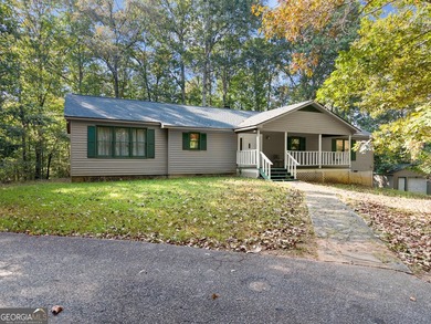 SPRAWLING RANCH ON 3.43-/+ PRIVATE ACRES, BONUS ROOM + OFFICE + - photo 2
