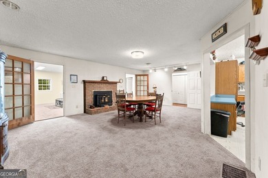 SPRAWLING RANCH ON 3.43-/+ PRIVATE ACRES, BONUS ROOM + OFFICE + - photo 8