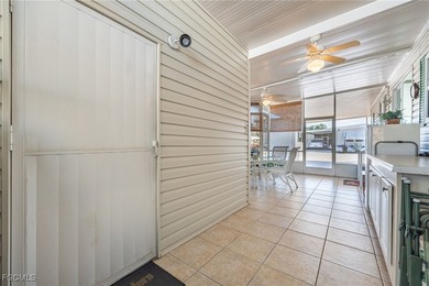 Welcome to your new home in the prestigious Six Lakes Country - photo 29
