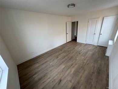 Welcome to Apartment 6F at 67-12 Yellowstone Blvd - a - photo 2