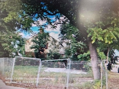 A Beautiful and great corner land on Francis Lewis Blvd with the - photo 1