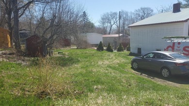 Welcome to 29 Oak Street. Great intown location that is minutes - photo 4