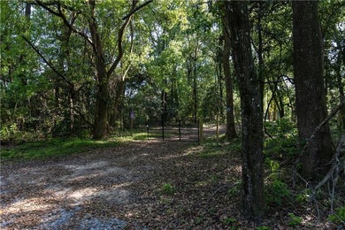 Looking for that spot with ample privacy and a waterfront view - photo 7
