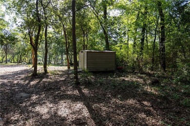 Looking for that spot with ample privacy and a waterfront view - photo 10