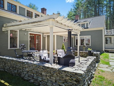 Tucked away on more than three private acres along the Middle - photo 12