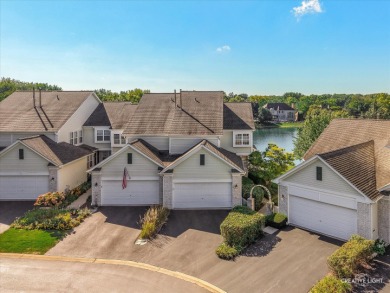 Lake Townhome/Townhouse For Sale in Sugar Grove, Illinois