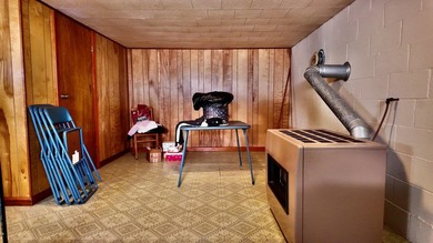 Welcome to The Hideaway! Charming brick ranch offering the - photo 45