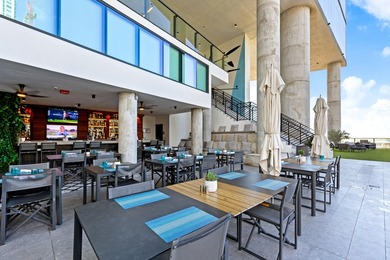 Experience modern luxury living in the heart of Miami! This - photo 50