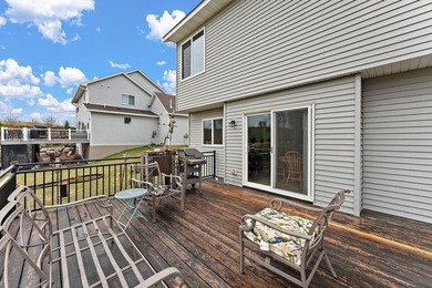 Located in a desirable neighborhood near the lake and local - photo 7