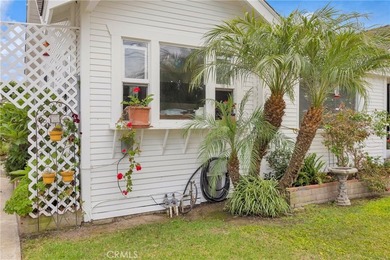 Beautifully Updated Belmont Heights Duplex Located in the highly - photo 12