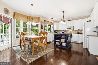 Lovely 5br. 4 ba. Johns Creek home with a floor plan that evokes - photo 15