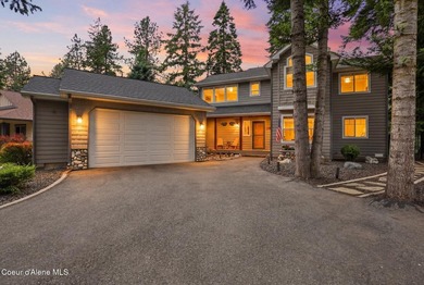Enjoy peaceful golf course living in this well-maintained - photo 2
