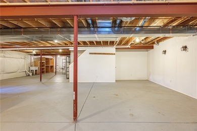 Tastefully decorated 3 Bedroom Ranch with 2 full baths. Tray - photo 33