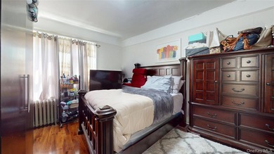 Nestled on a quiet block in the heart of Flatlands, this - photo 38