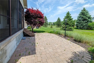 Tastefully decorated 3 Bedroom Ranch with 2 full baths. Tray - photo 40