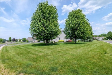 Tastefully decorated 3 Bedroom Ranch with 2 full baths. Tray - photo 44
