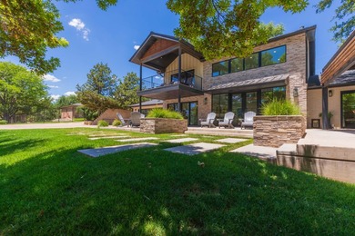 Welcome to 116 Bay Rock Circle, where everyday living feels like - photo 10