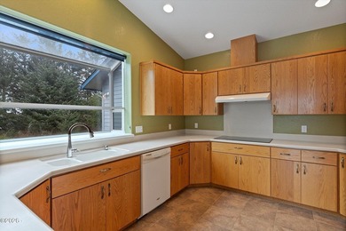 Located in beautiful Cape Foulweather View Estates along one of