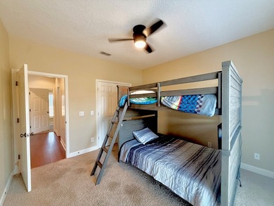 Welcome to your private lakefront retreat in Baymeadows Estates! - photo 25