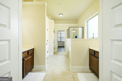 MAJOR PRICE IMPROVEMENT! NOW OFFERED AT $619,000! Exceptional - photo 13