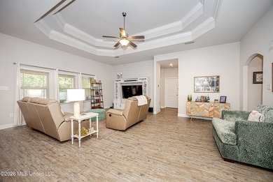 Newly reduced price as of 5/18!! Welcome home to this beautiful - photo 16
