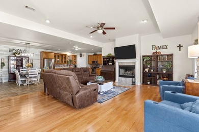 SELLER IS OFFERING $10,000 IN BUYER CONCESSIONS! Enjoy - photo 19