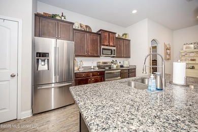 Newly reduced price as of 5/18!! Welcome home to this beautiful - photo 21