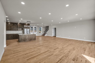 Lakefront home with two-slip dock. 5 bedrooms/4 baths completely - photo 22