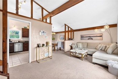 Welcome to this well-maintained 3-bedroom multi-level home - photo 3