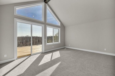 Lakefront home with two-slip dock. 5 bedrooms/4 baths completely - photo 31