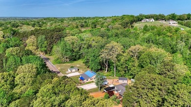 Set on a beautifully maintained 1.2 acre +/- lot, 195 Coast - photo 34