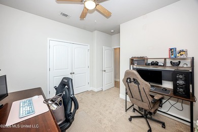 Newly reduced price as of 5/18!! Welcome home to this beautiful - photo 41