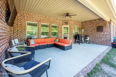 Newly reduced price as of 5/18!! Welcome home to this beautiful - photo 45