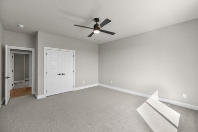 Lakefront home with two-slip dock. 5 bedrooms/4 baths completely - photo 45
